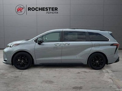 2023 Toyota Sienna XSE 7 Passenger
