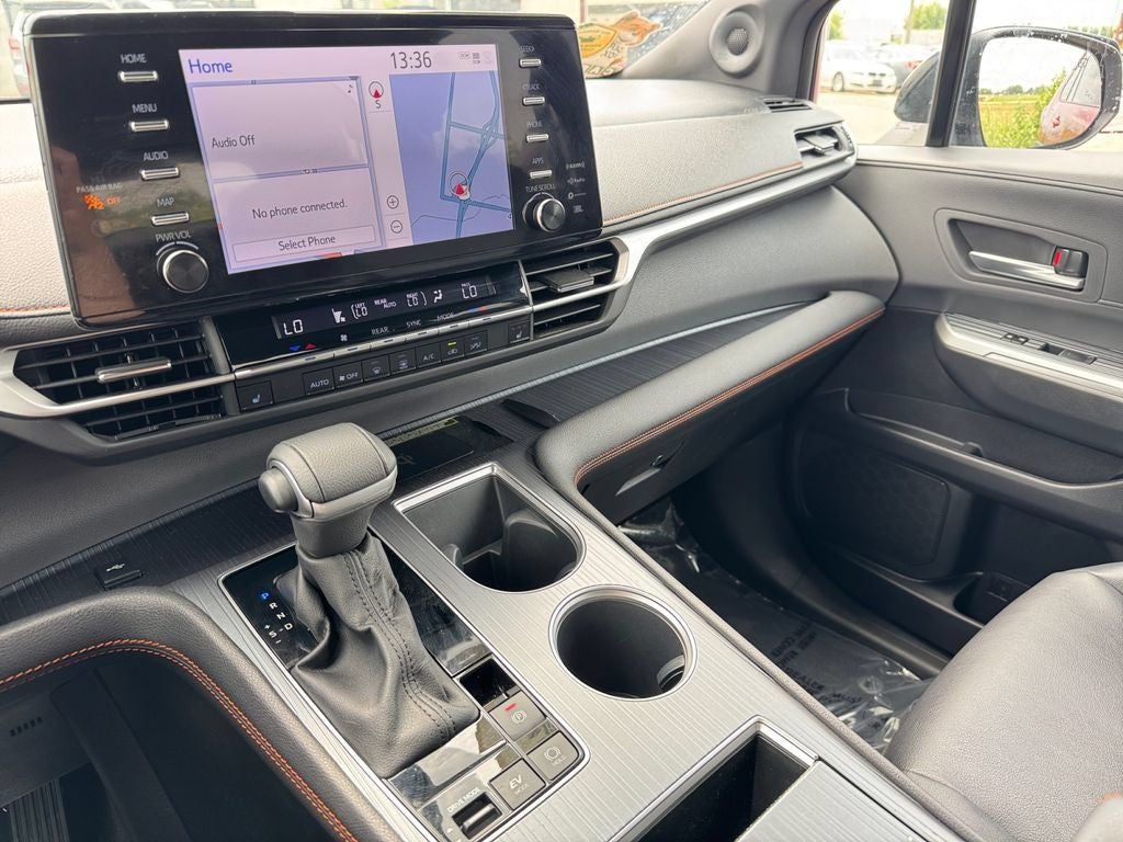 2023 Toyota Sienna XSE 7 Passenger