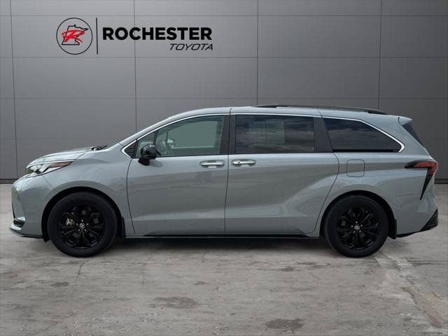 2023 Toyota Sienna XSE 7 Passenger