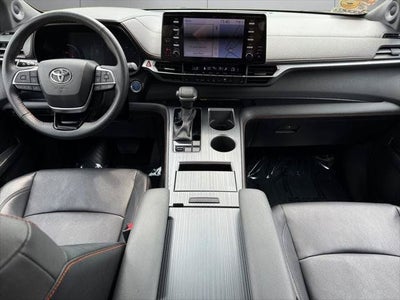 2023 Toyota Sienna XSE 7 Passenger