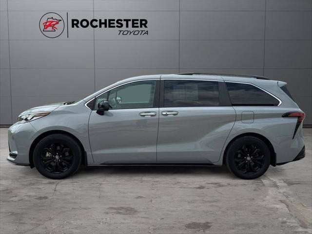 2023 Toyota Sienna XSE 7 Passenger