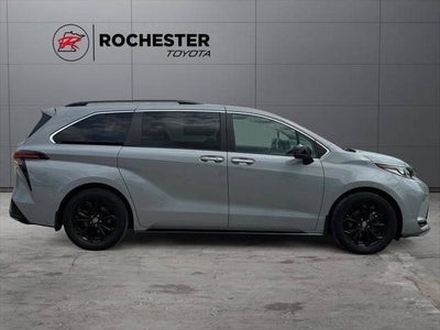 2023 Toyota Sienna XSE 7 Passenger