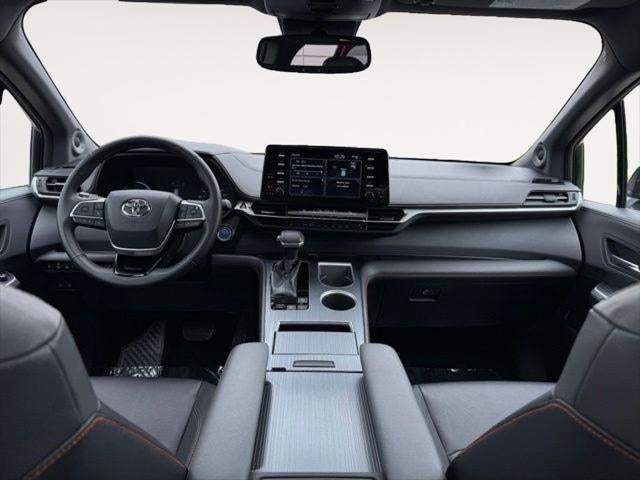 2022 Toyota Sienna XSE 7 Passenger