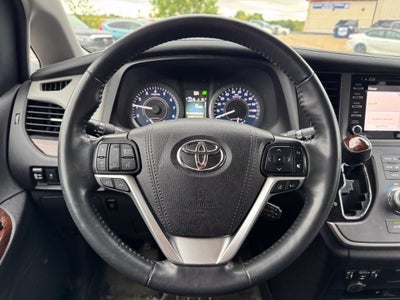 2020 Toyota Sienna Limited Premium 7 Passenger