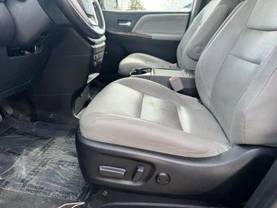 2020 Toyota Sienna Limited 7 Passenger