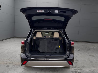 2021 Toyota Highlander Hybrid Platinum AWD