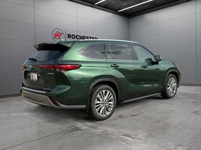 2023 Toyota Highlander Hybrid Platinum AWD