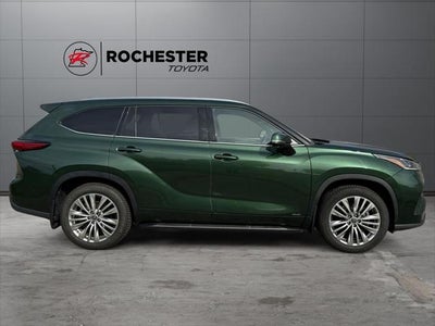 2023 Toyota Highlander Hybrid Platinum AWD