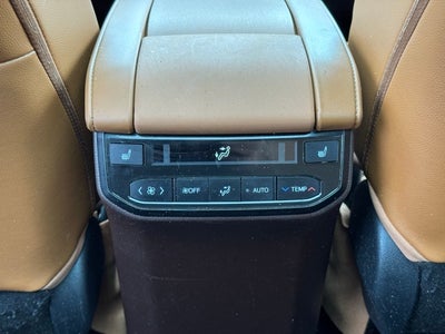 2022 Toyota Highlander Hybrid Platinum AWD