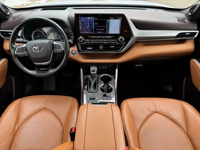 2022 Toyota Highlander Hybrid Platinum AWD