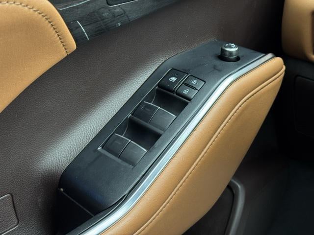 2022 Toyota Highlander Hybrid Platinum AWD