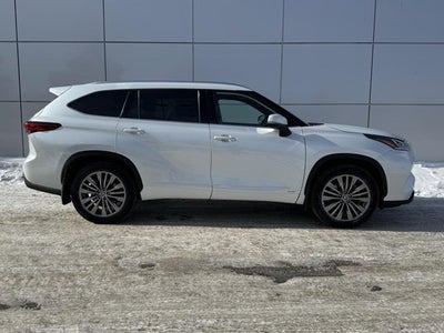2022 Toyota Highlander Hybrid Platinum AWD