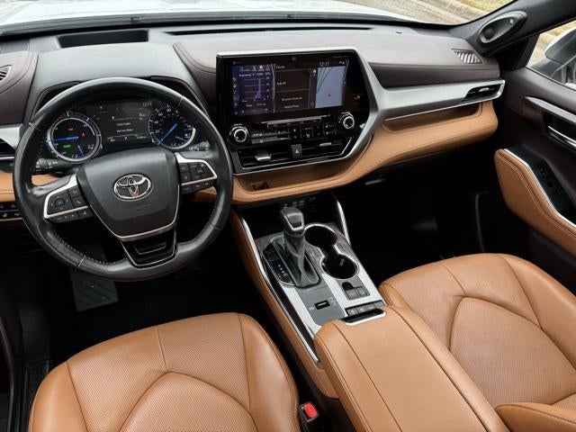2022 Toyota Highlander Hybrid Platinum AWD