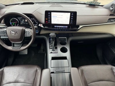 2021 Toyota Sienna Platinum 7 Passenger