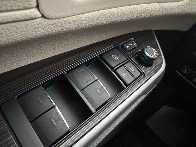 2021 Toyota Sienna Platinum 7 Passenger