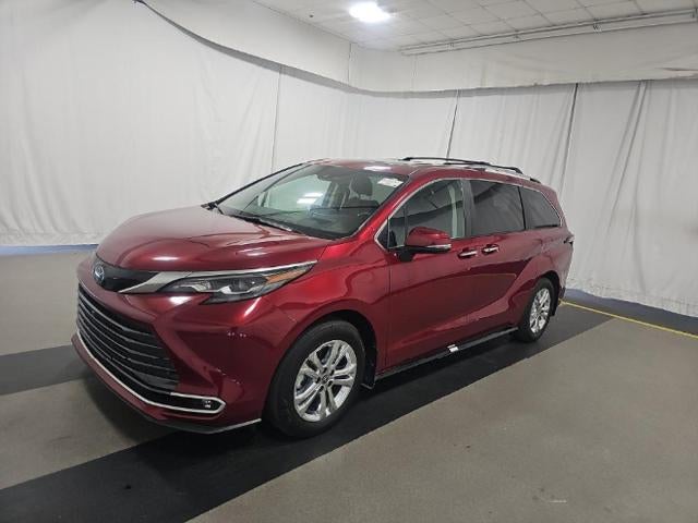 2024 Toyota Sienna Platinum 7 Passenger