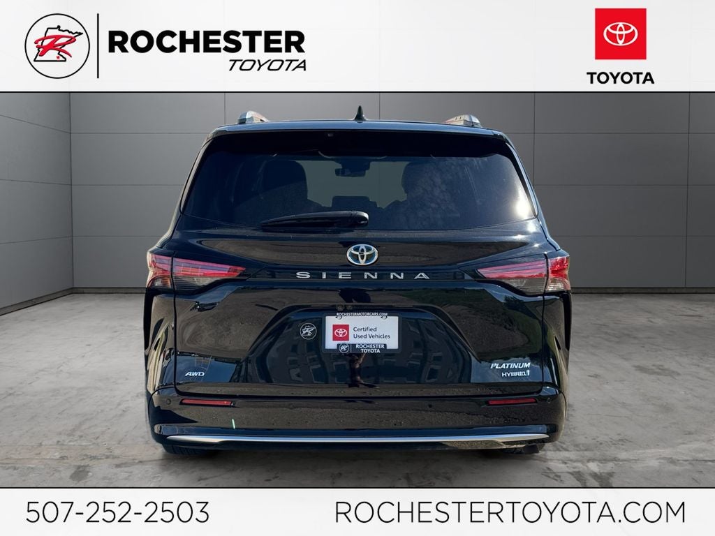 2022 Toyota Sienna Platinum 7 Passenger