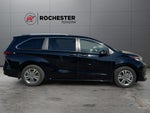 2022 Toyota Sienna Platinum 7 Passenger