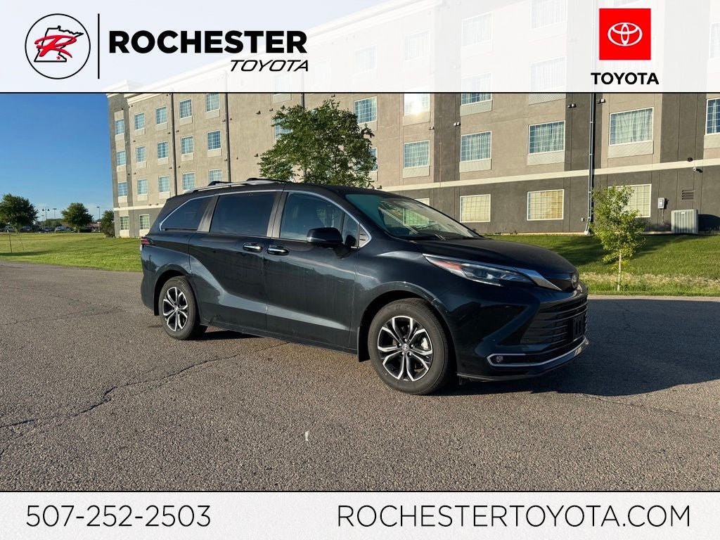 2026 Toyota Sienna Platinum 7 Passenger