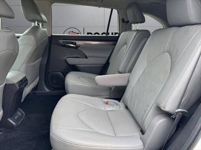 2022 Toyota Highlander Platinum AWD