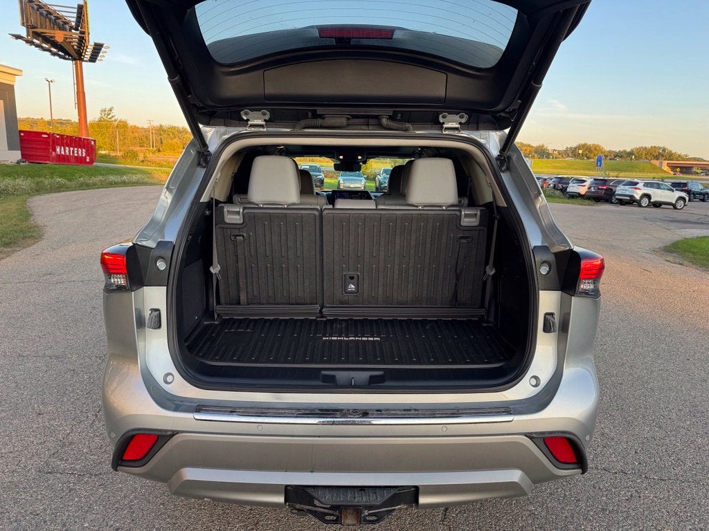 2021 Toyota Highlander Platinum AWD