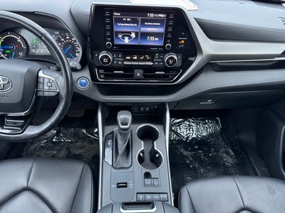 2020 Toyota Highlander Hybrid XLE AWD
