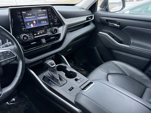 2020 Toyota Highlander Hybrid XLE AWD