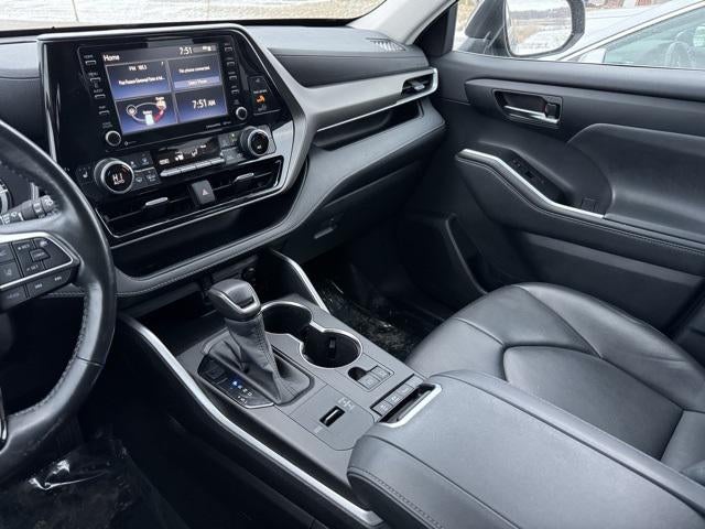 2020 Toyota Highlander Hybrid XLE AWD