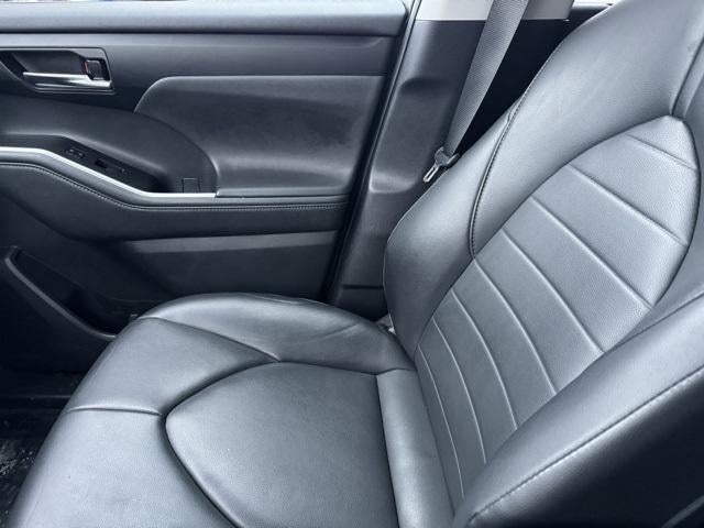 2020 Toyota Highlander Hybrid XLE AWD