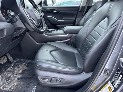 2020 Toyota Highlander Hybrid XLE AWD