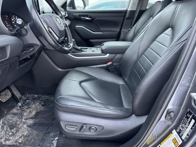 2020 Toyota Highlander Hybrid XLE AWD