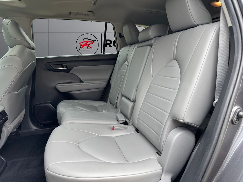 2021 Toyota Highlander Hybrid XLE AWD
