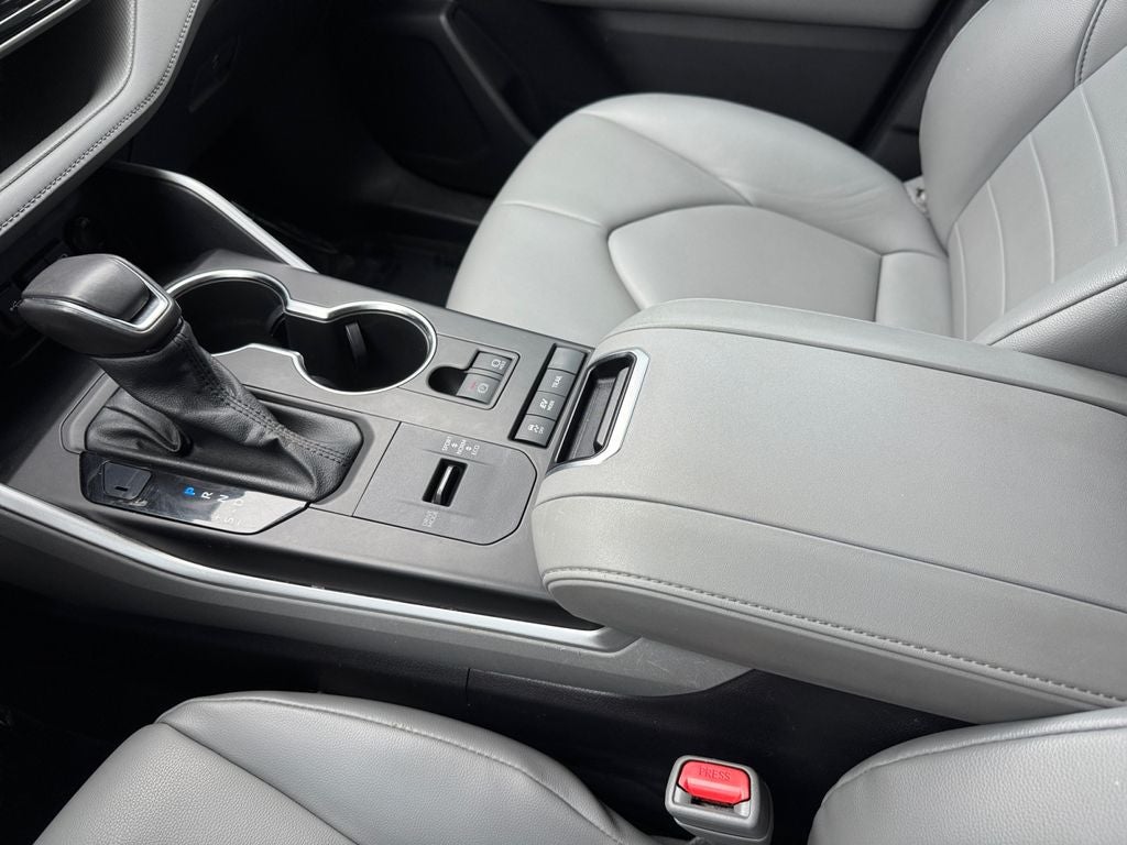 2021 Toyota Highlander Hybrid XLE AWD