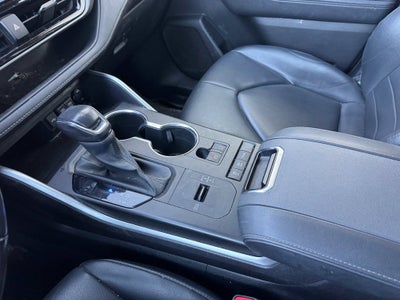 2020 Toyota Highlander Hybrid XLE AWD