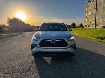2020 Toyota Highlander Hybrid XLE AWD