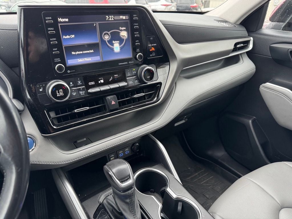 2022 Toyota Highlander Hybrid XLE AWD
