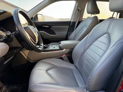 2021 Toyota Highlander Hybrid XLE AWD