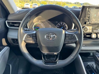 2021 Toyota Highlander Hybrid XLE AWD