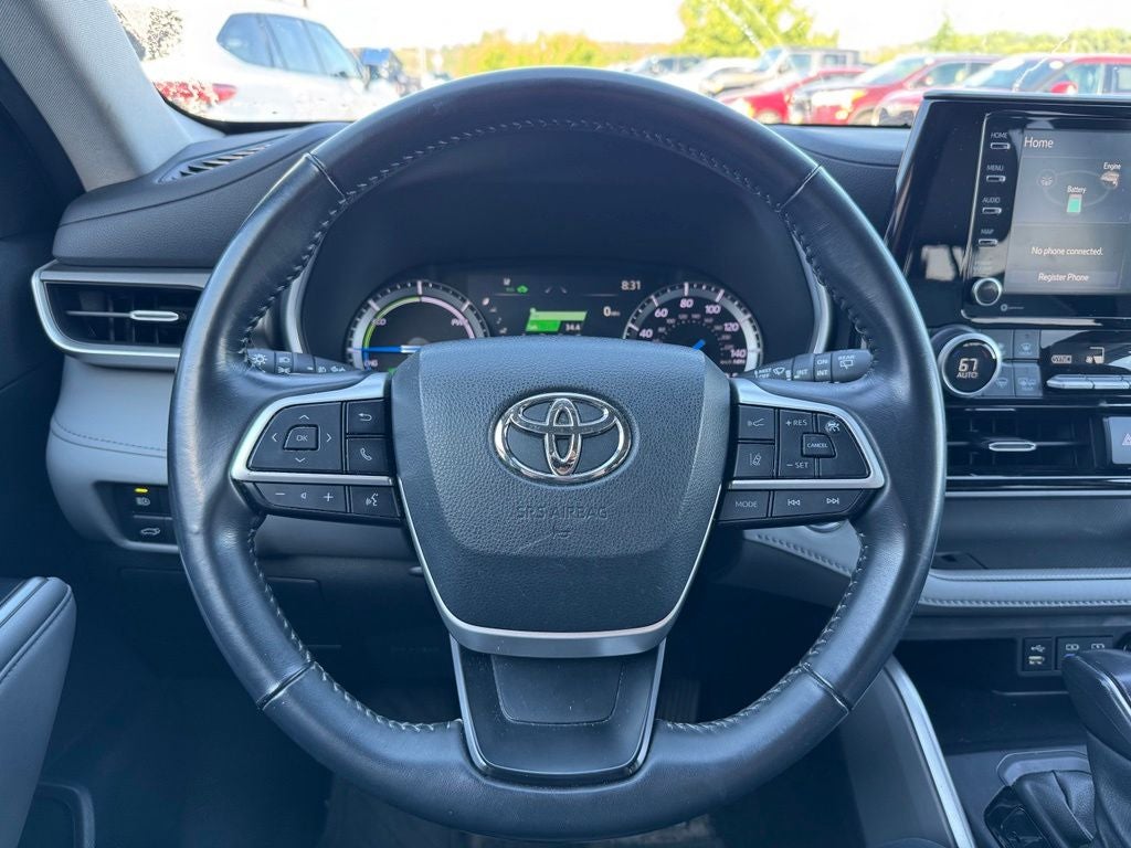 2022 Toyota Highlander Hybrid XLE AWD