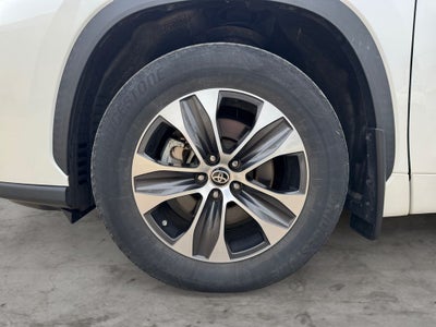2021 Toyota Highlander XLE AWD