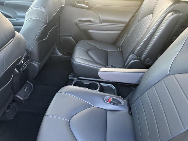 2021 Toyota Highlander XLE AWD