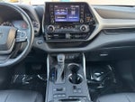 2022 Toyota Highlander XLE AWD