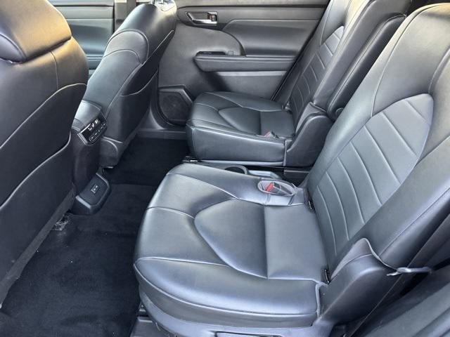 2022 Toyota Highlander XLE AWD