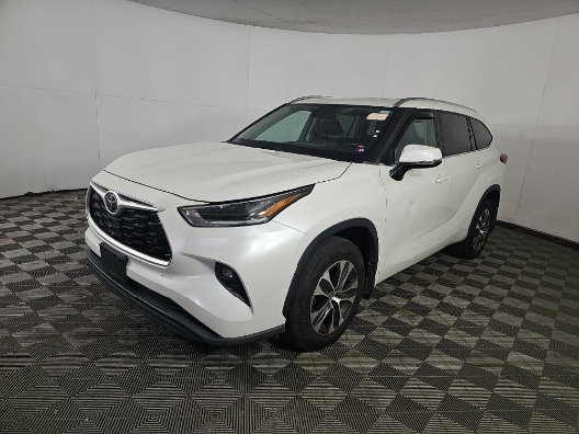 2021 Toyota Highlander XLE AWD