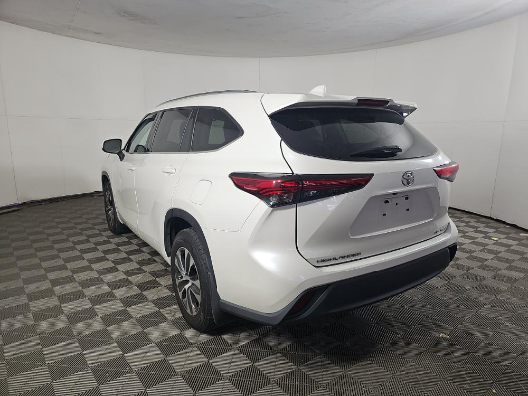 2021 Toyota Highlander XLE AWD