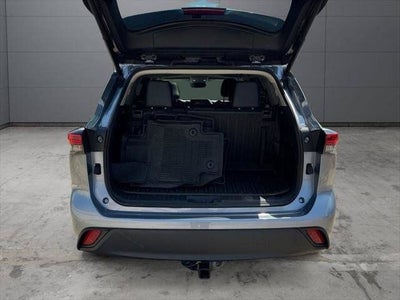2022 Toyota Highlander XLE AWD