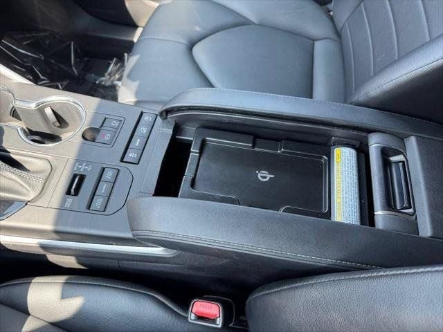 2022 Toyota Highlander XLE AWD
