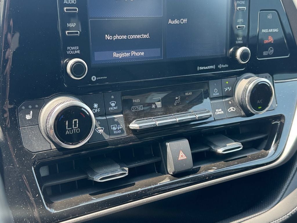 2022 Toyota Highlander XLE AWD