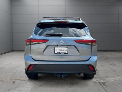 2022 Toyota Highlander XLE AWD