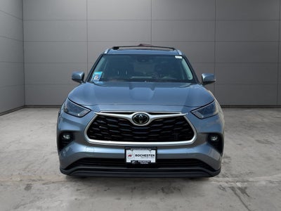 2022 Toyota Highlander XLE AWD
